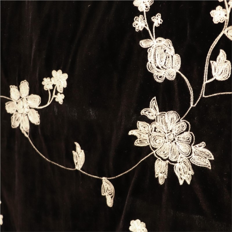 Il tessuto dell'abito da sera  - Velvet Fabric Embroidery recensione e prezzo