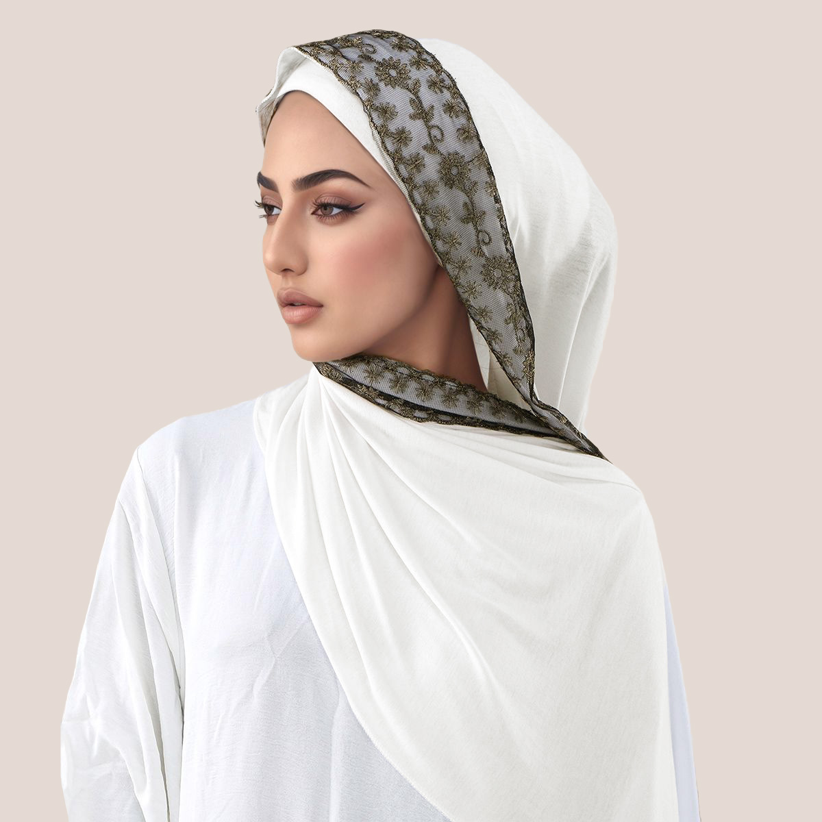 Maglia di cotone con ricamo in - Embroidery Fashion recensione e prezzo
