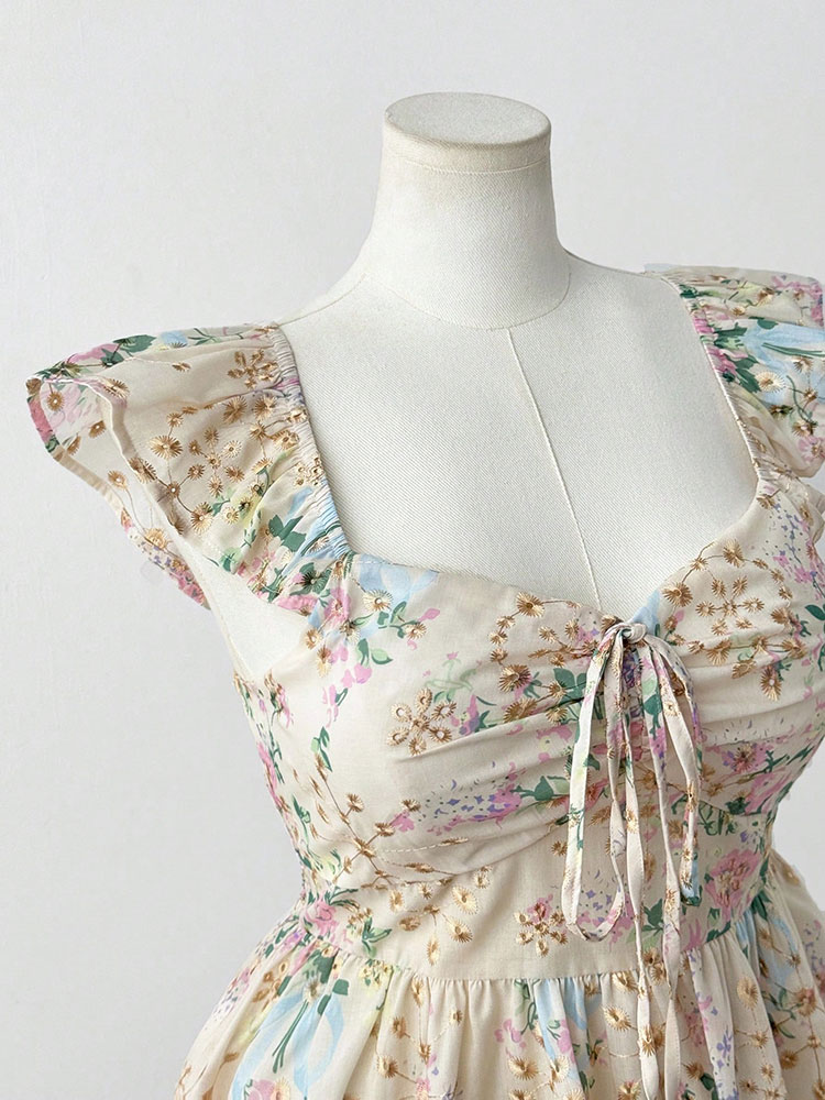 Nuovo Top Corto Ricamato Flore - Embroidery Vest recensione e prezzo