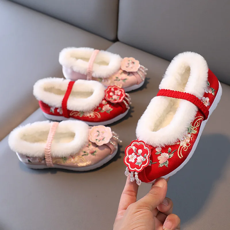 Scarpe di cotone in velluto Ba - Velvet Fabric Embroidery recensione e prezzo
