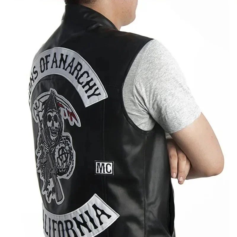 Gilet in Pelle PU ABC123 da Uo - Embroidery Vest recensione e prezzo