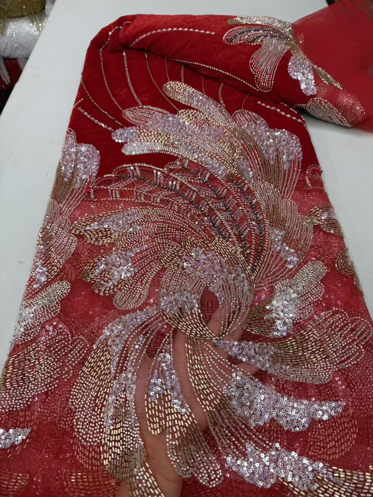 Tessuto in pizzo tulle african - Velvet Fabric Embroidery recensione e prezzo
