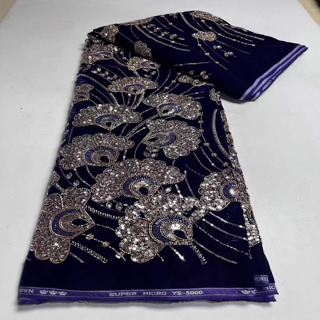 Tessuto in velluto nuovo da 5  - Velvet Fabric Embroidery recensione e prezzo
