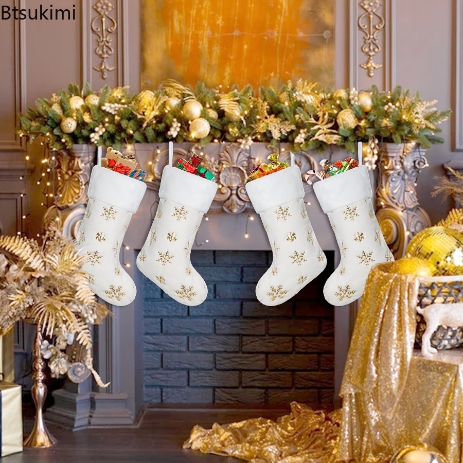 Nuova Calza di Natale 2026 in  - Embroidery Xmas Decorations recensione e prezzo