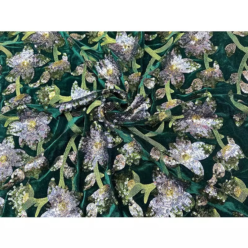Tessuto in velluto retrò da 1  - Velvet Fabric Embroidery recensione e prezzo